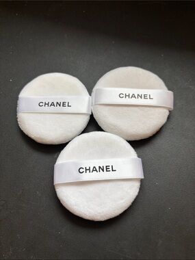 CHANEL White Velvet Powder Puffs - Set of 3